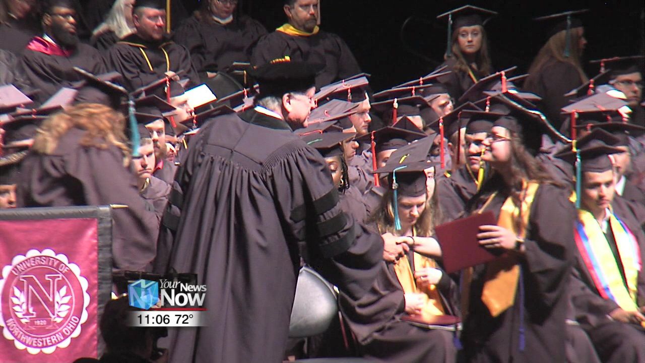 UNOH splits graduation ceremony for first time2.jpg